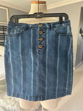 Velvet Heart Blue Striped Button-Front Denim Skirt, size 29